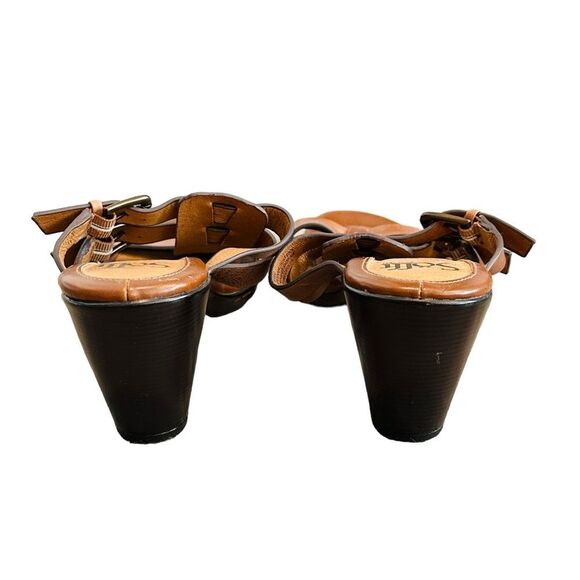 Sofft Tan Leather Strappy Buckle Heels - Size 7.5 - Picture 4 of 14